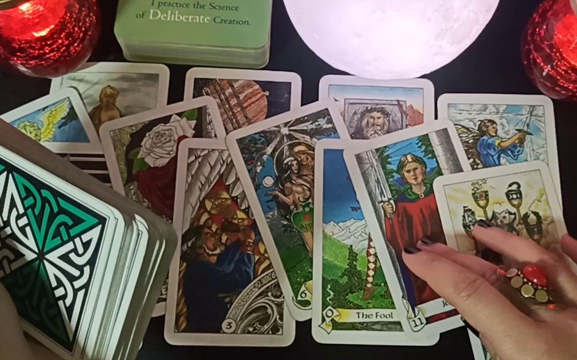 [图]【Tarot Daily】是什么阻止了我们？PSYCHIC ABILITIES AND WHATS STOPPING US -英文爱情塔罗