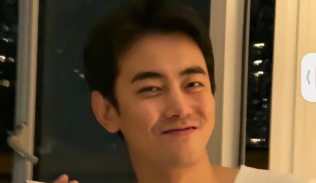 大海哥还是这么搞笑哈哈哈,纪凌尘和夫妻一起健身,扭来扭去精力满满!