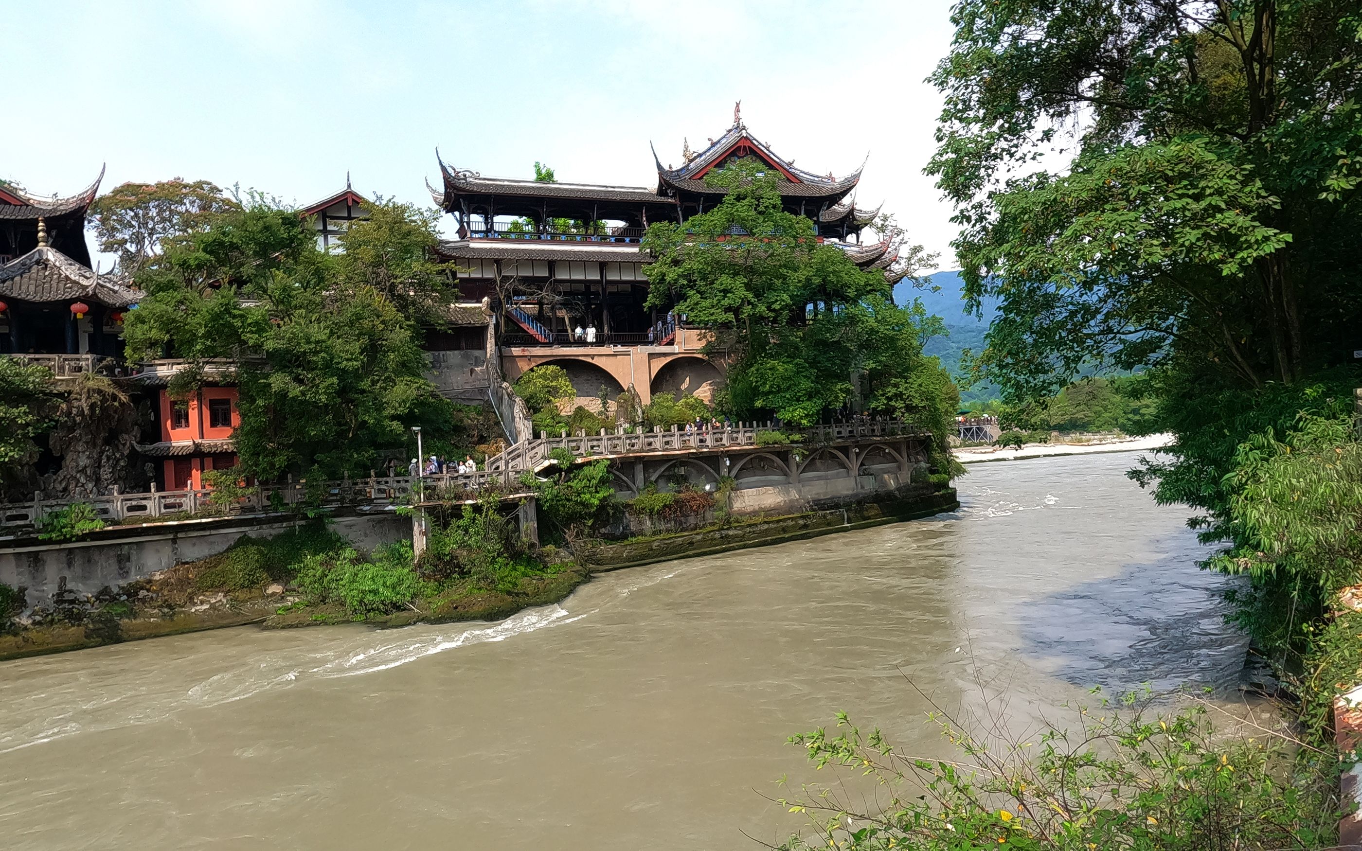 四川都江堰看水,每年都要去一次,许多游客没去过这些地方,遗憾哔哩哔哩bilibili