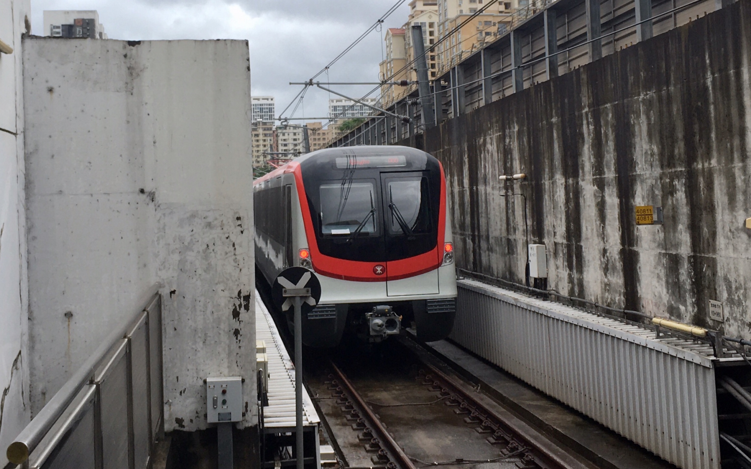 港铁深圳深圳地铁一个时代的新启地铁4号线增购列车首发上线运营实录