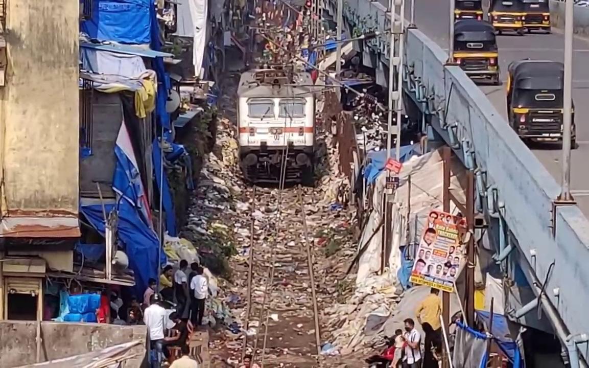 [图]看看印度孟买铁路沿线的卫生状况，终于轮到中国网友破防了【3】