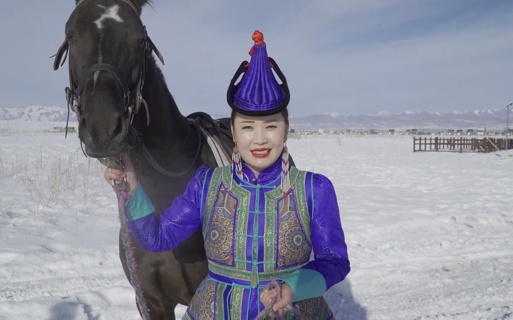 [图]万马奔腾 驰骋冰雪