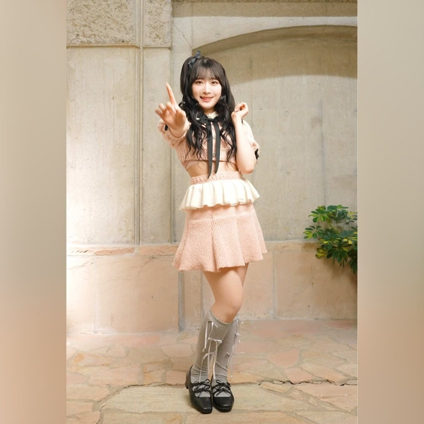 ラブソングに襲われる 」 ピンクニット衣装 全身DANCE ver