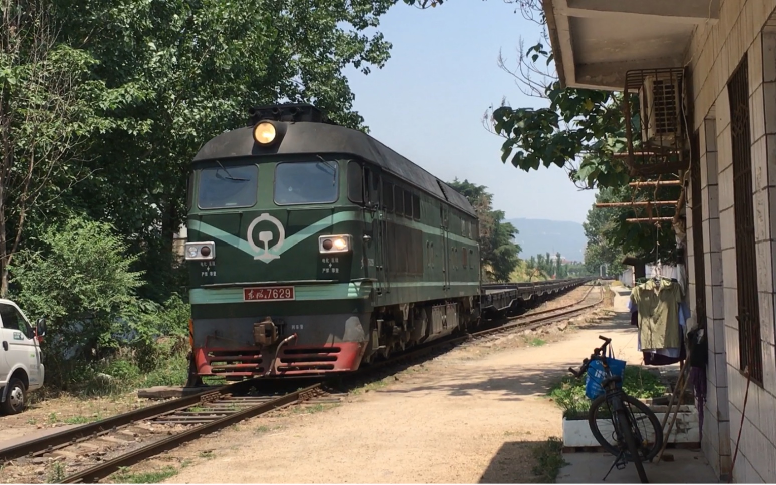 【平舞铁路】df4b-7629牵引平车大列通过