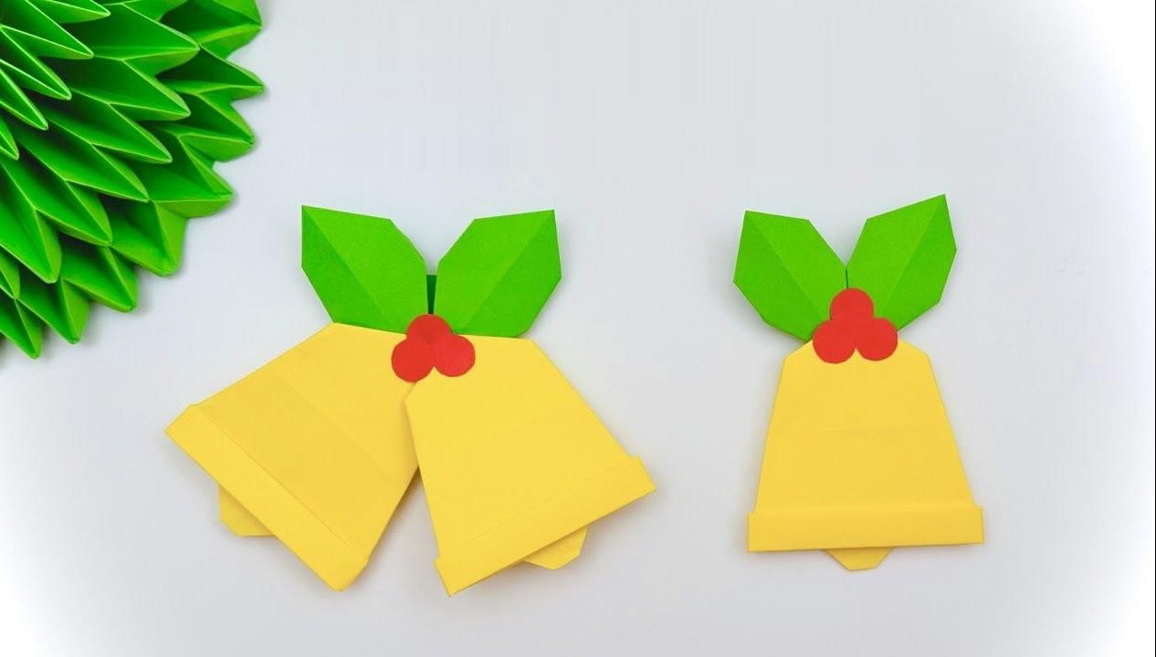 今天我们来制作一个折纸圣诞铃铛!