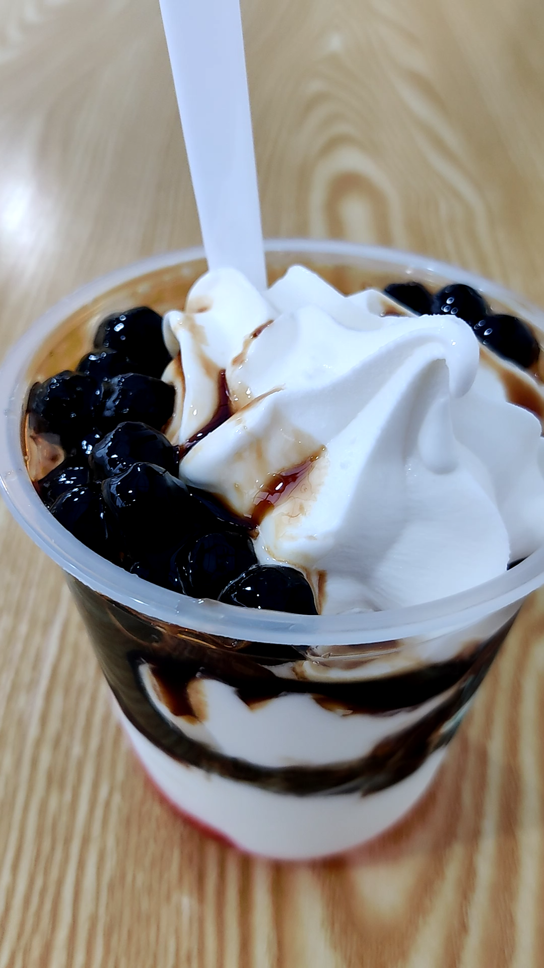活动  【美食日常】吃三楼我最爱的黑糖珍珠圣代,底部有果冻.10308