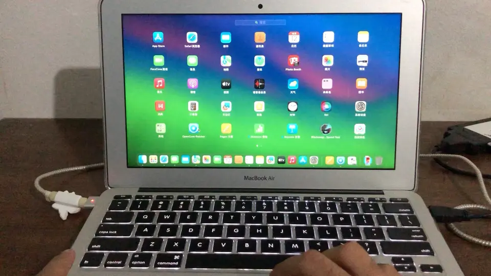 作死向】当macOS Ventura运行在MacBook Air 2017还能再战吗？_哔哩哔哩