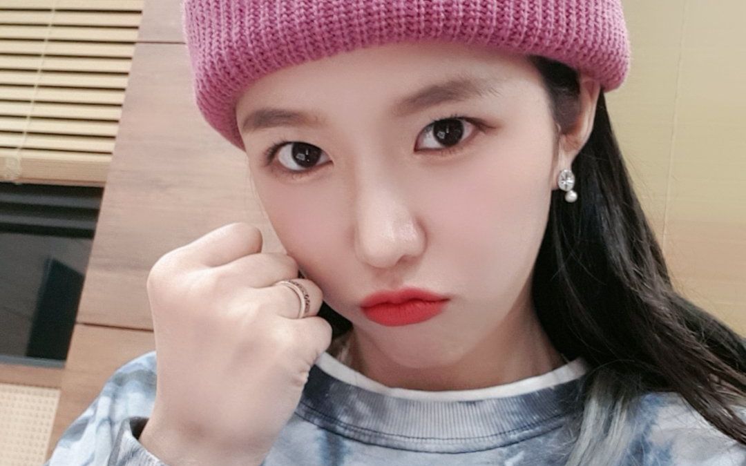 191105宇宙少女南多愿哗啦啦提名派对8话推特活动自拍合集