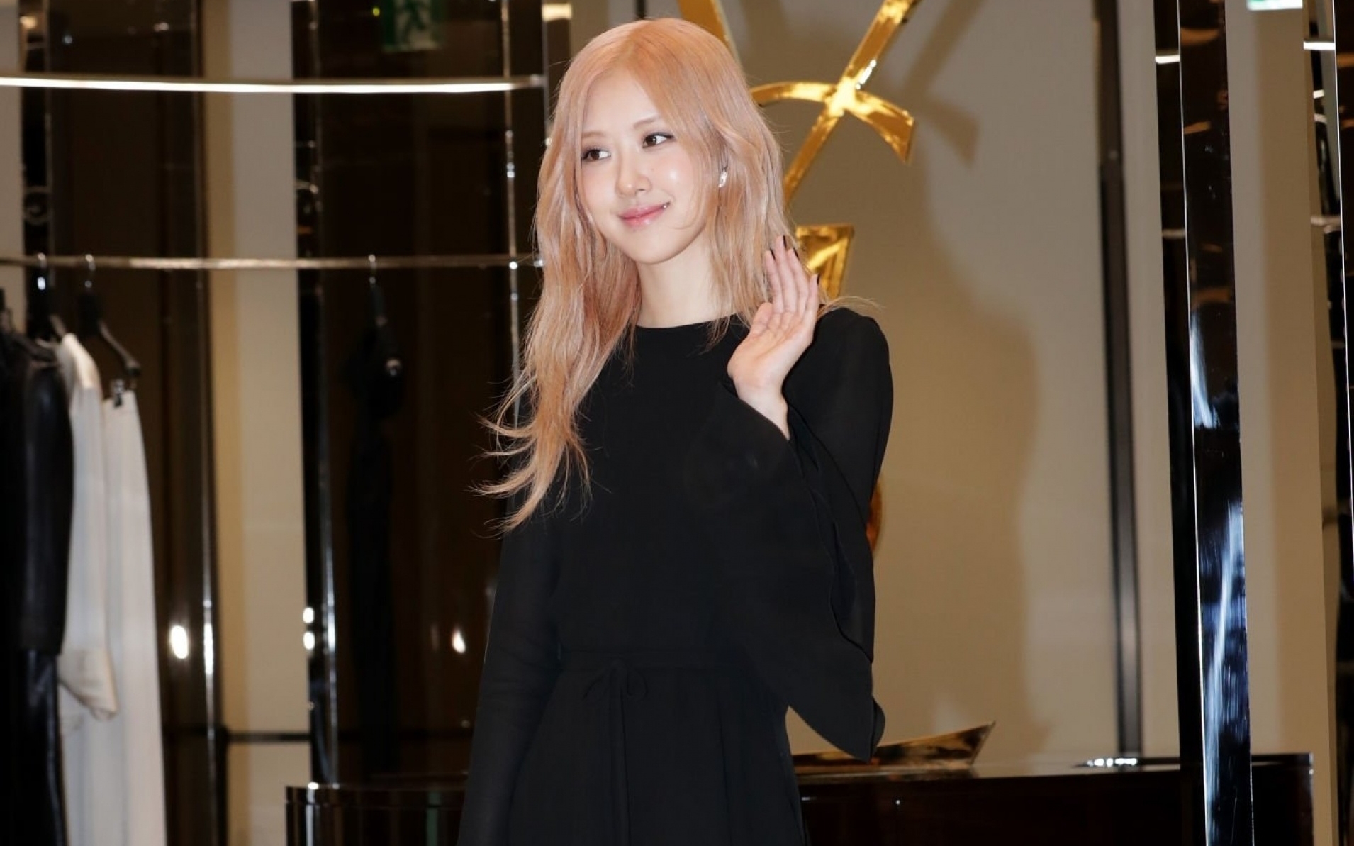 blackpinkroseysl开幕红毯