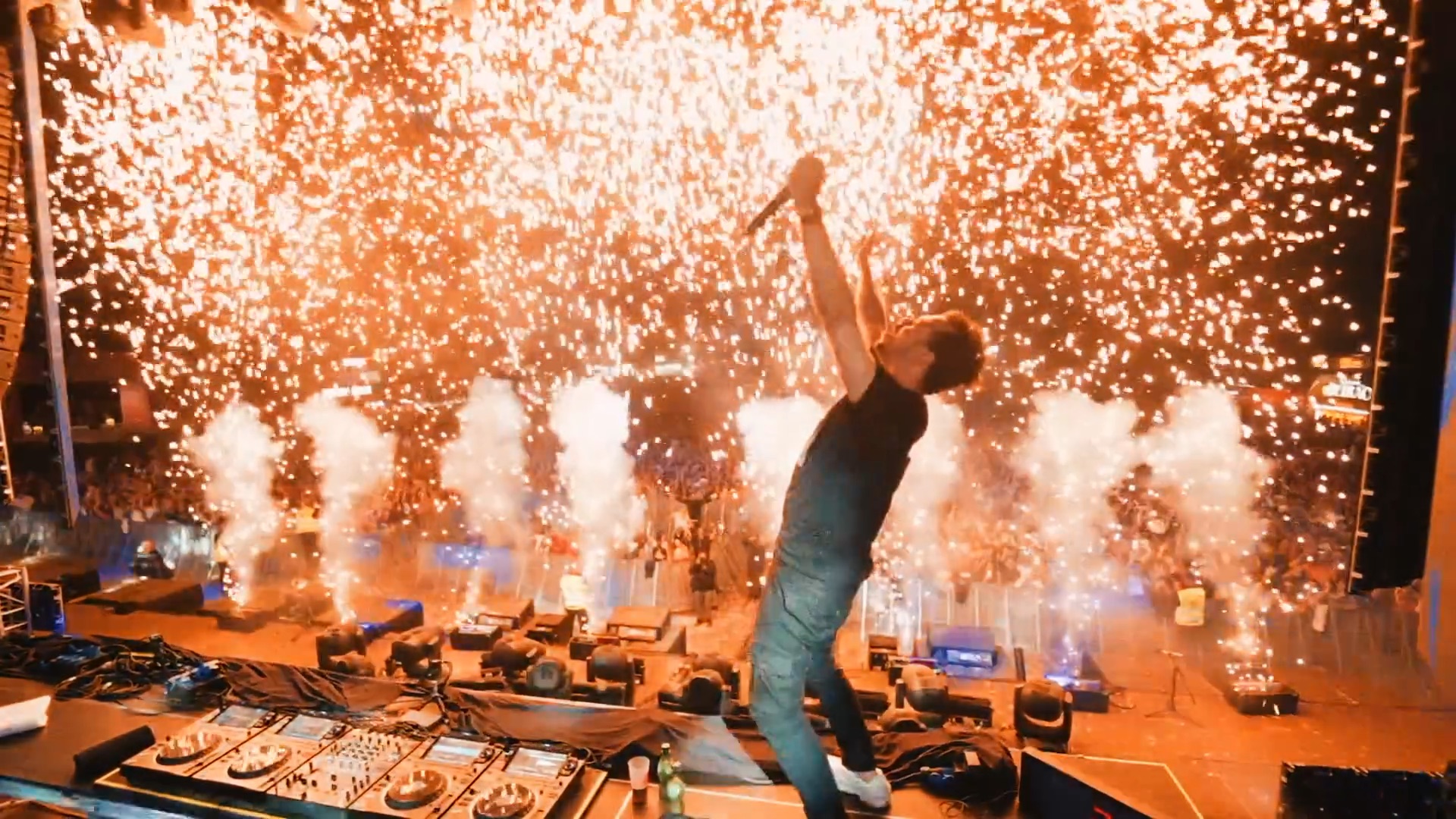 【s厂新歌】来自荷兰的quintino与mike williams联手携新曲《let me