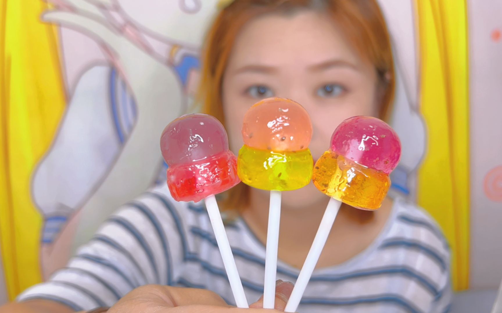 果味双层棒棒糖,酸酸甜甜,还是透明的哦!