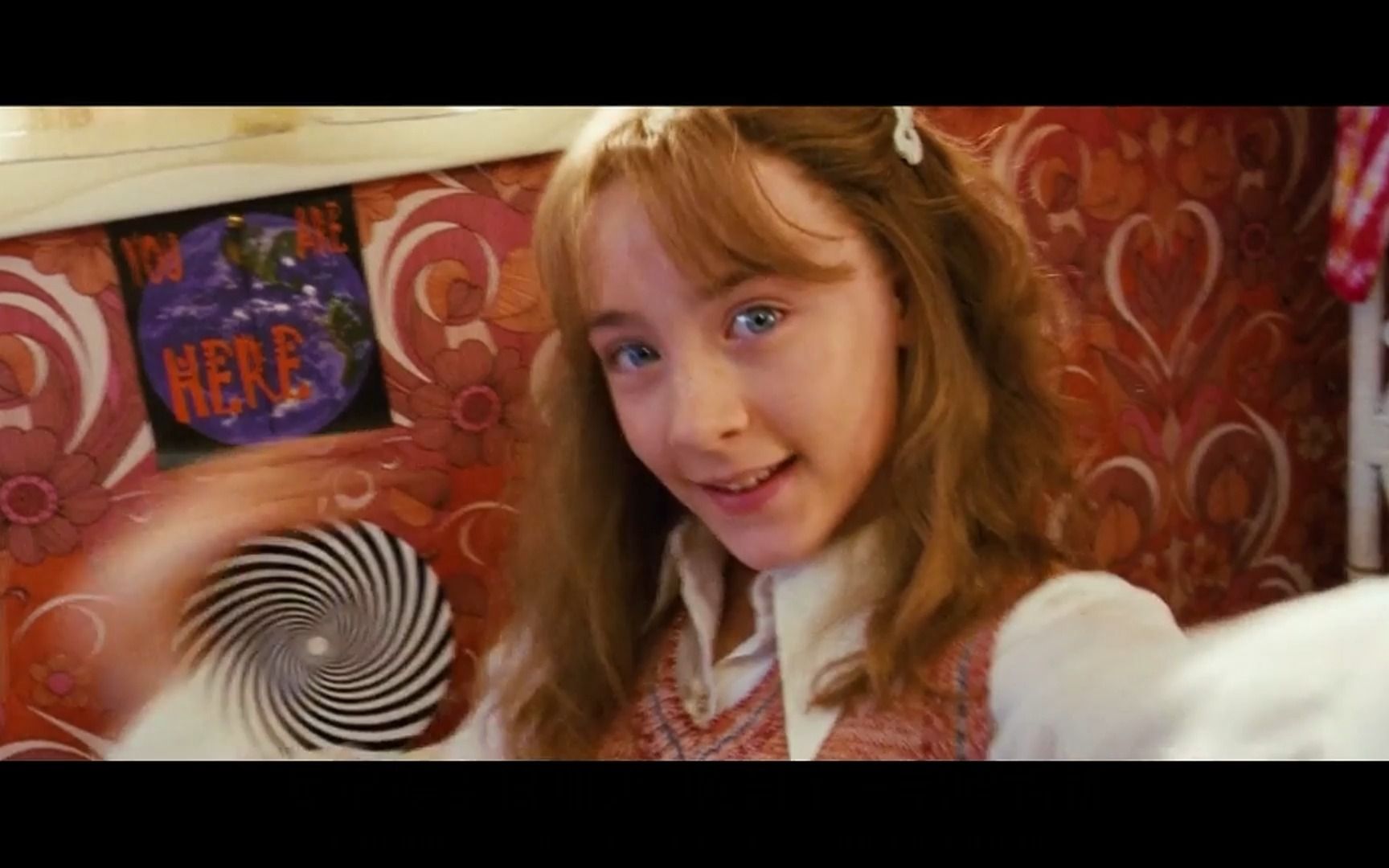 《可爱的骨头》剧情解说 "我14岁那一年,1973年12月6日被人谋杀"