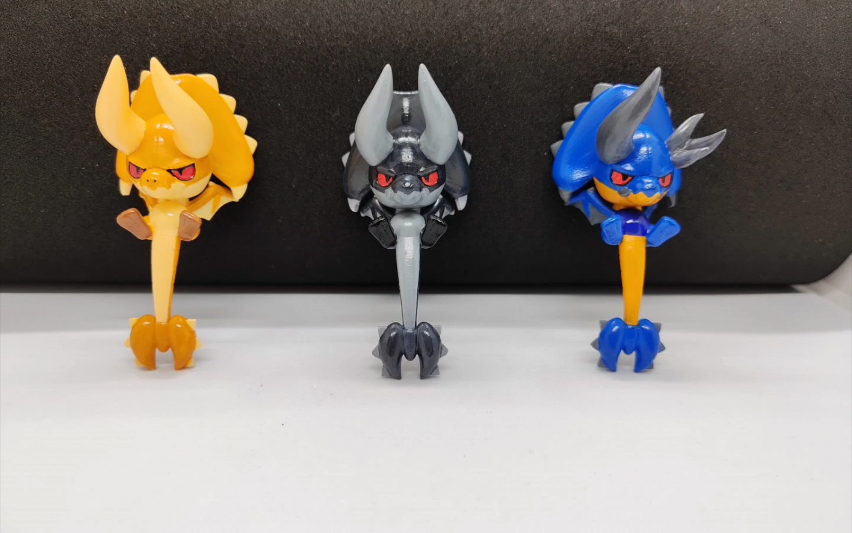 怪物猎人-毛绒武器-角龙-黑角龙-鏖魔