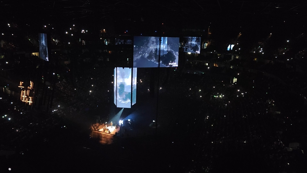 万青《十万嬉皮》部分 谢幕退场