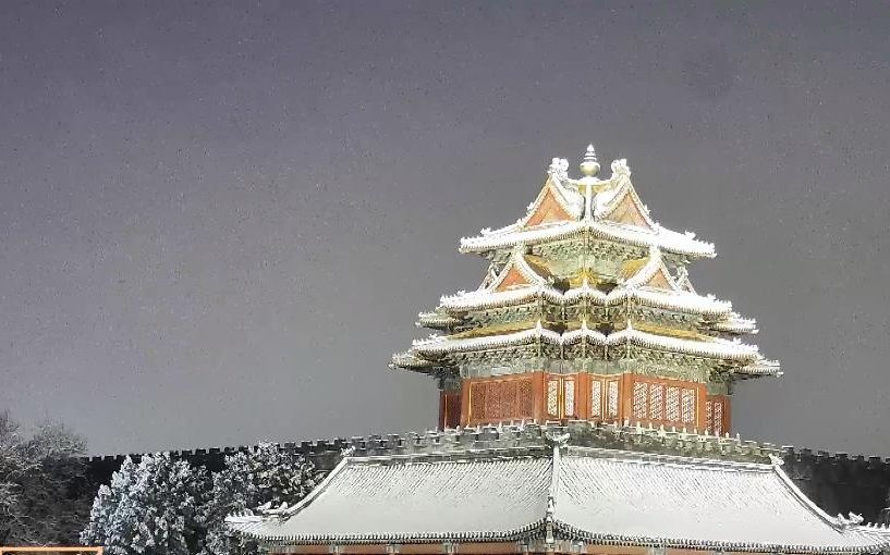 [图]【搬运】央视新闻正直播：北京初春再迎降雪！北京多地雪花飞扬！一同看直播（2022年3月18日）