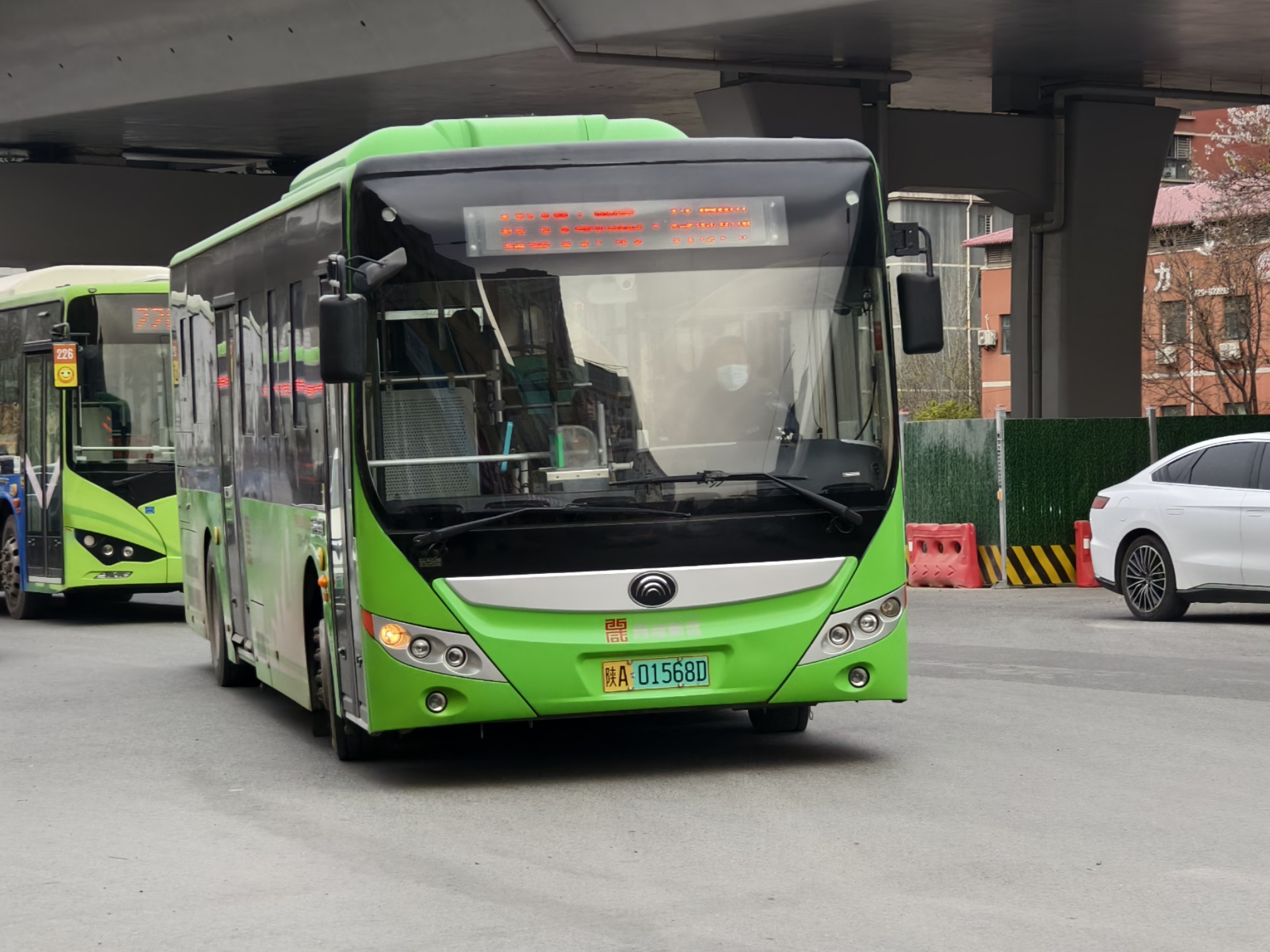 西安公交831路出站