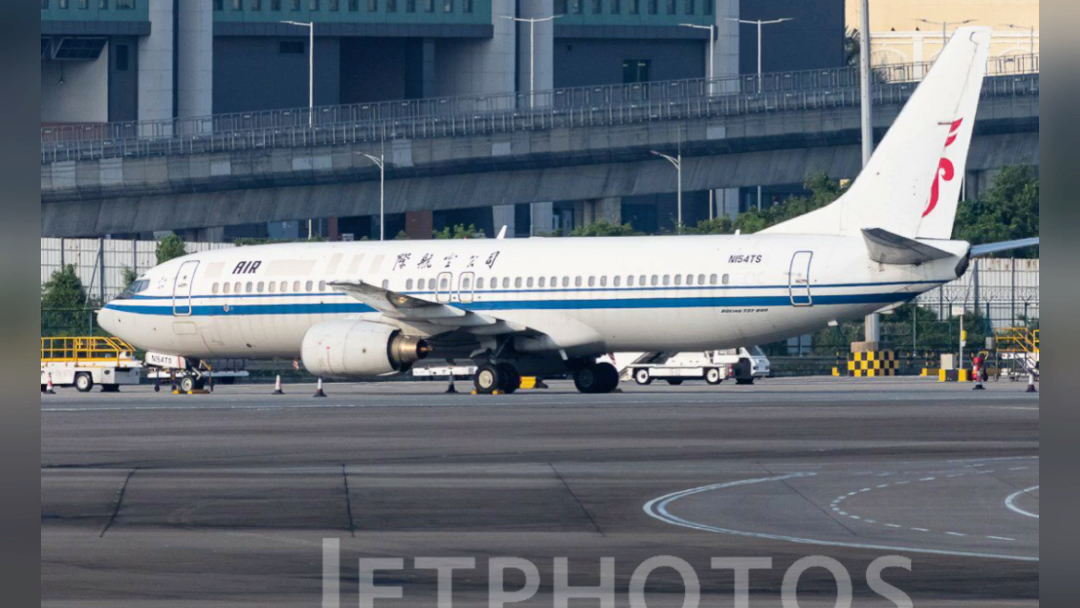 spacex买了一架国航带观星窗的老738 注册号改了