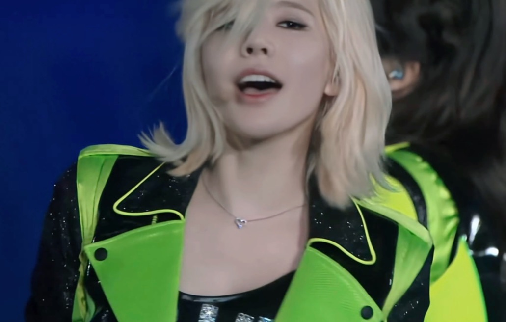 魔性的舞蹈律动的旋律 少女时代 《flower power》演唱会蓝光超清现场