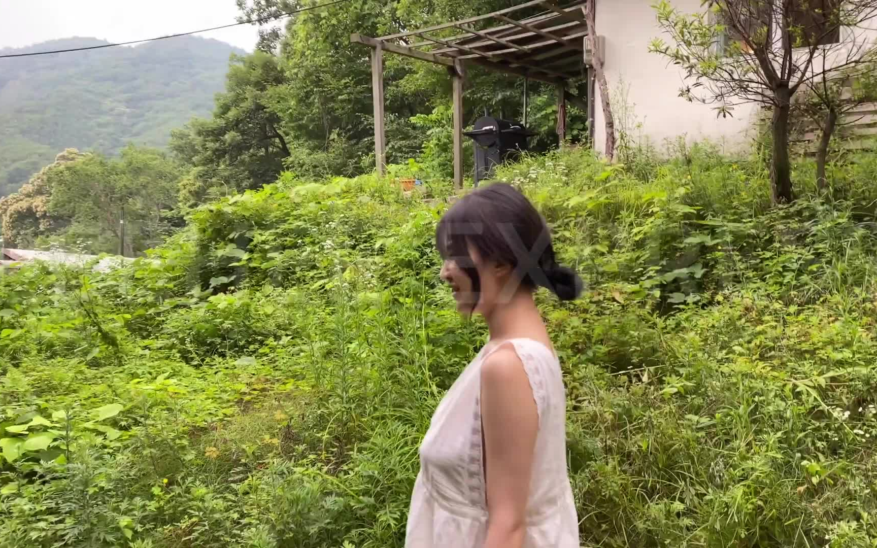 leeheeeun纸质写真集将于2020年10月发行