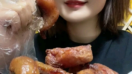 [图]享受生活的快乐，安安静静的吃美食