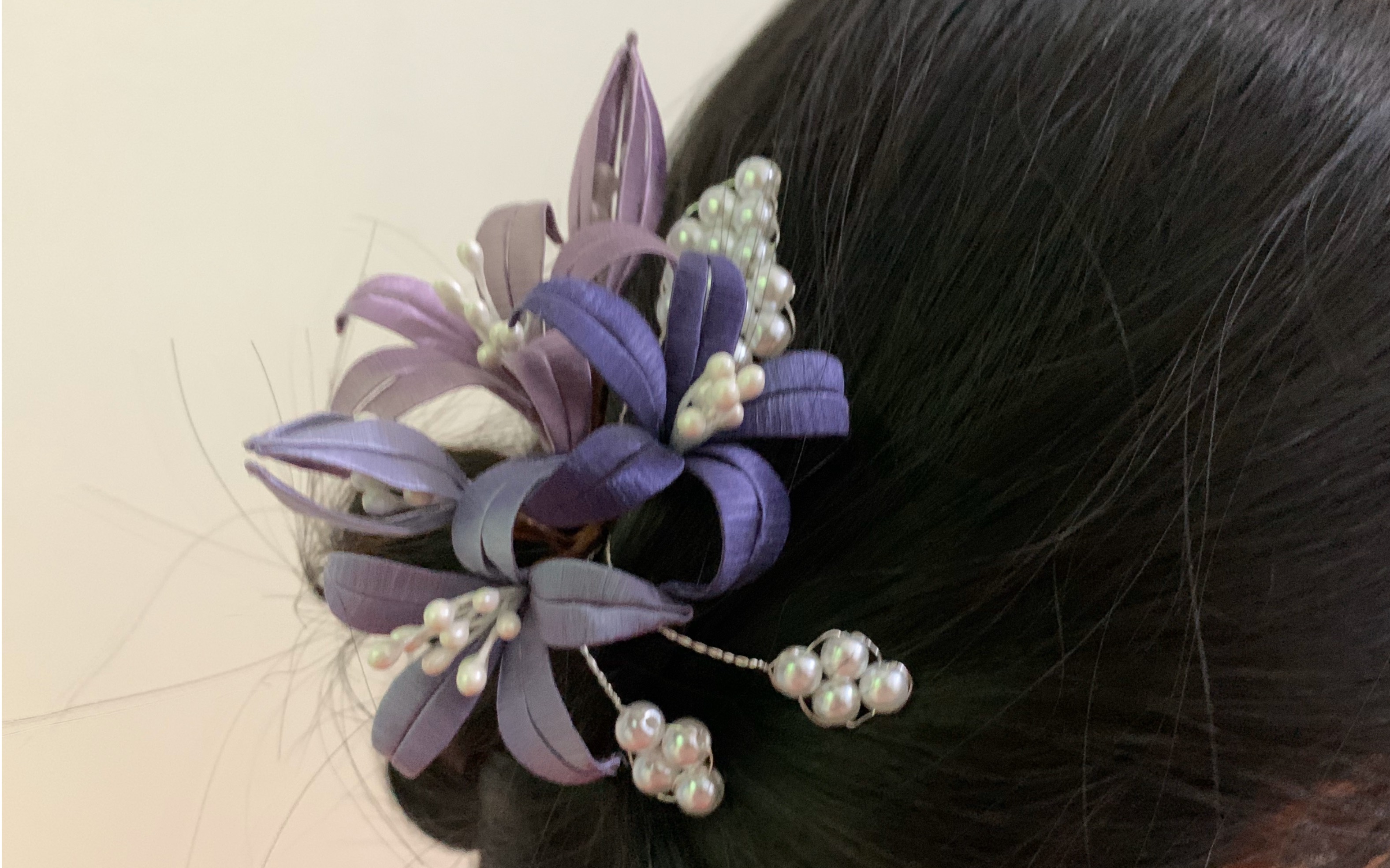 【缠花】小百合 平平无奇的缠花上头真香 不仅适合汉服,旗袍也可_哔哩