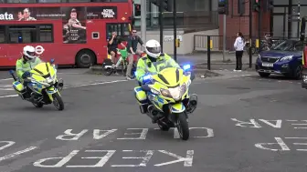 Скачать видео: 英国大都会警察交警部门全新宝马R1250RT出警