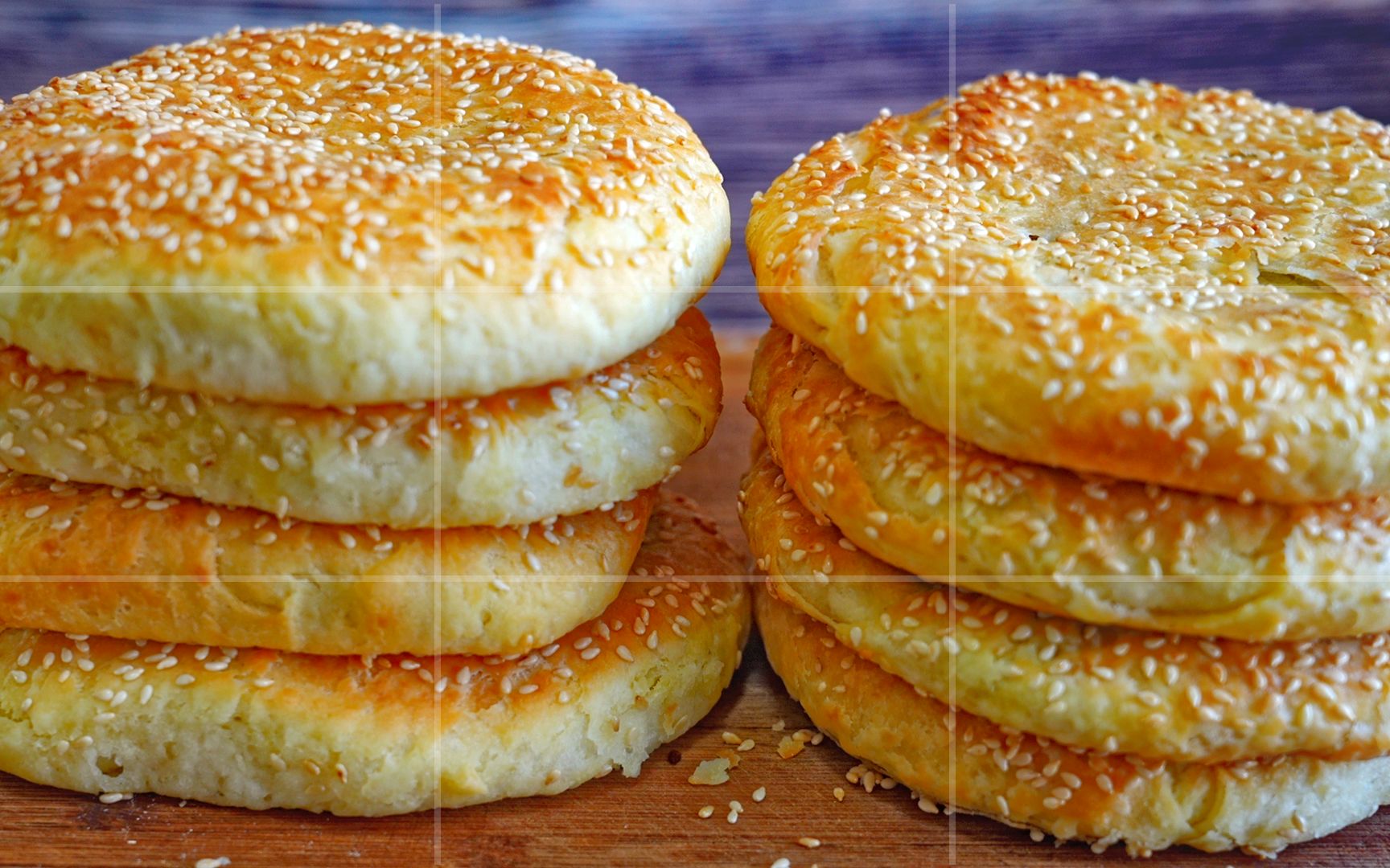 今天我做了酥脆掉渣的豆沙烧饼,个个金黄漂亮,做法简单好吃解馋_哔哩