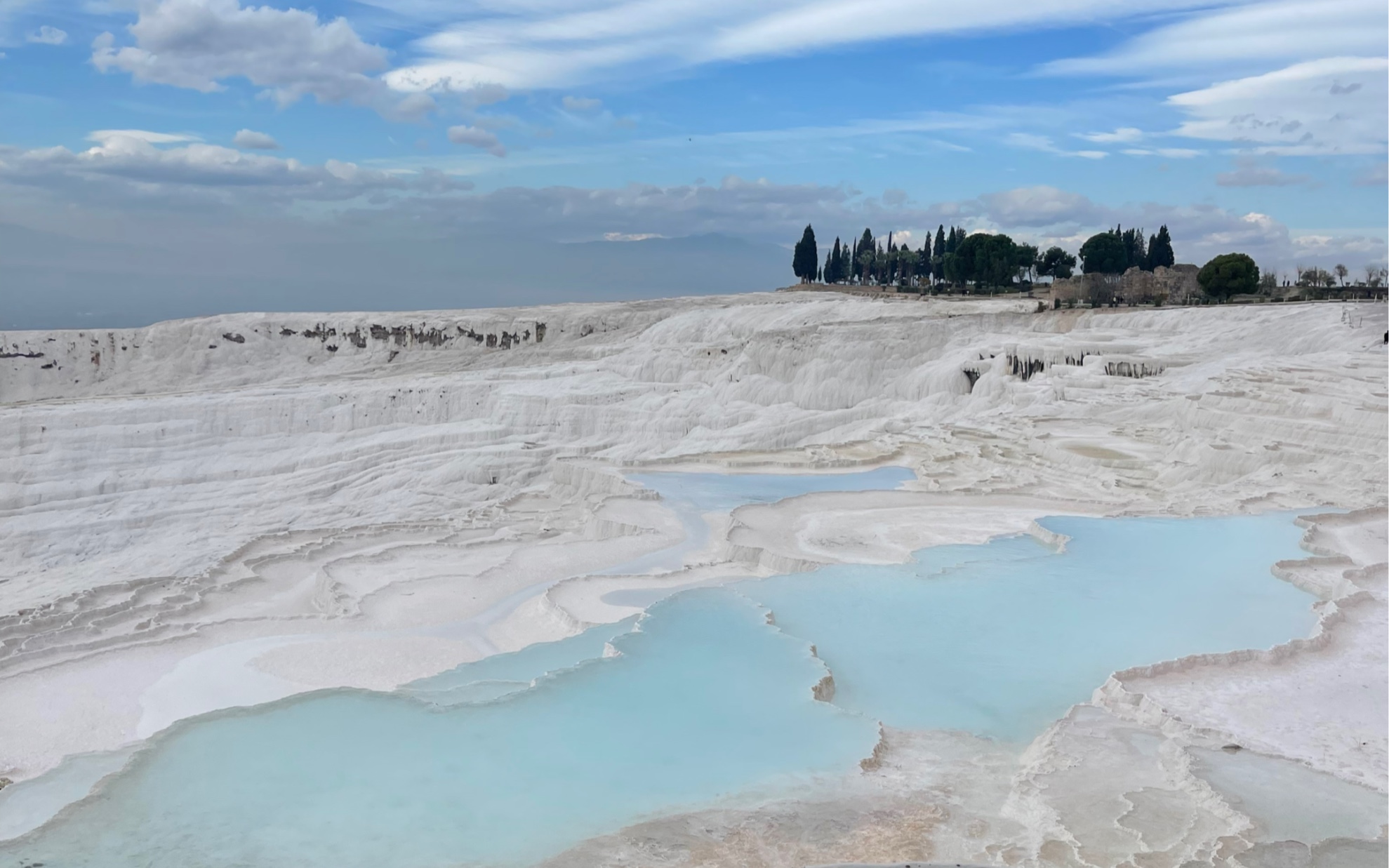 土耳其棉花堡,一泓碧蓝色温泉水