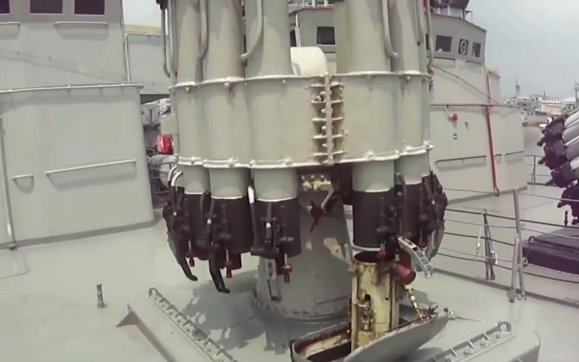 rbu-6000反潜火箭深弹是如何装填的