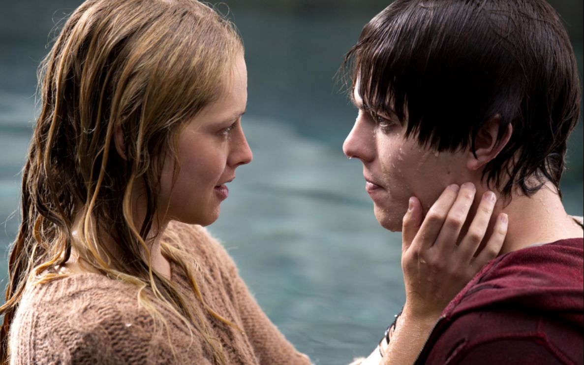 丧尸中的超级帅哥,吃下人类的脑子后,居然变成了极品