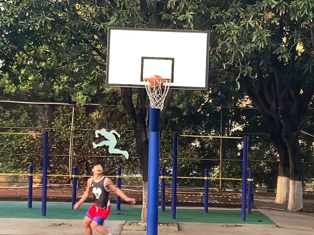 篮球过人技术 变向误导 非常实用的招数