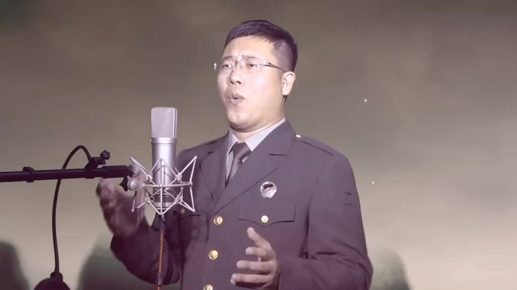 向英雄致敬抖音小助手音乐民歌王永致敬英雄dou小助手致敬英雄