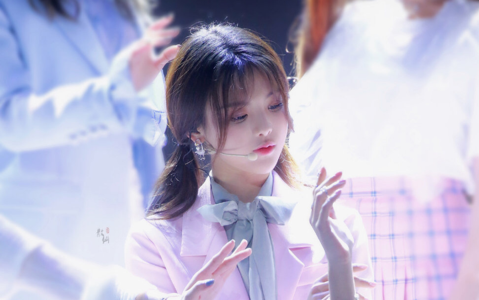 【杨超越】今日份的双马尾超越也是绝美无比的!_哔哩哔哩_bilibili