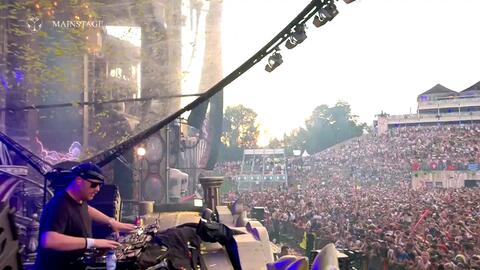 Eric Prydz Tomorrowland 17 明日世界电子音乐节 01 哔哩哔哩 つロ干杯 Bilibili