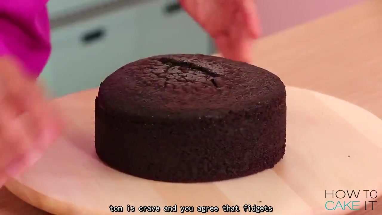 【How to cake it】如何做一个可旋转的蛋糕【英文字幕】哔哩哔哩bilibili