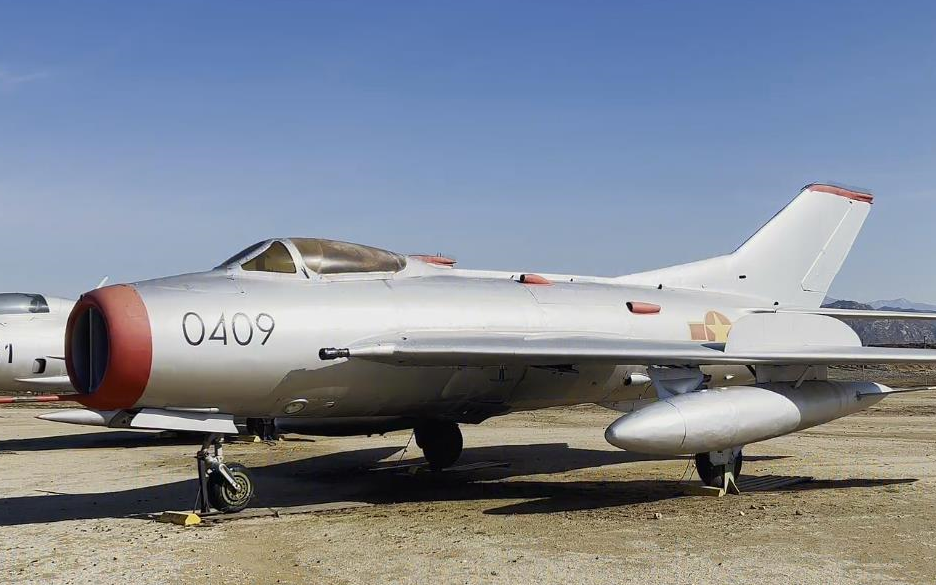 马奇菲尔德航空博物馆 | 米格-19战斗机(米高扬设计局)(2024/1/13)