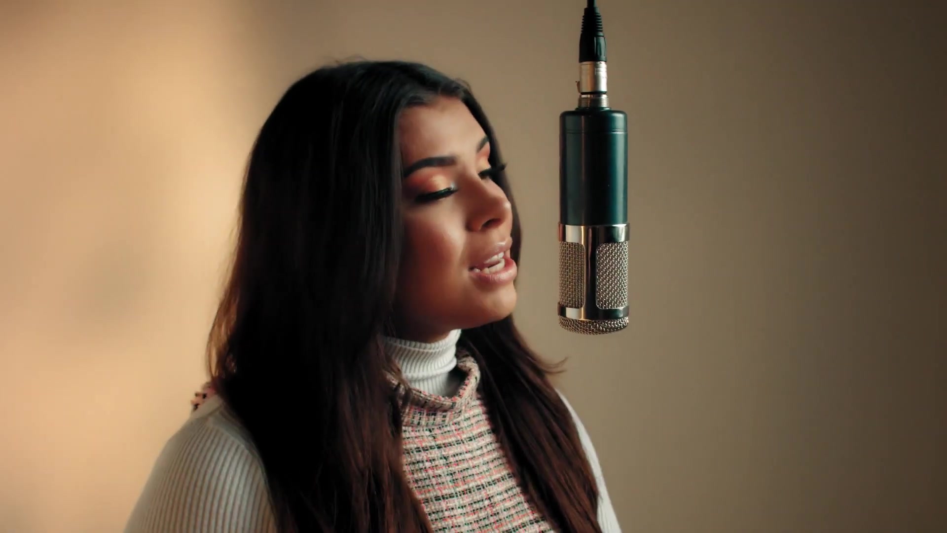 翻唱aisha翻唱枪姐aliciakeys新单underdog励志