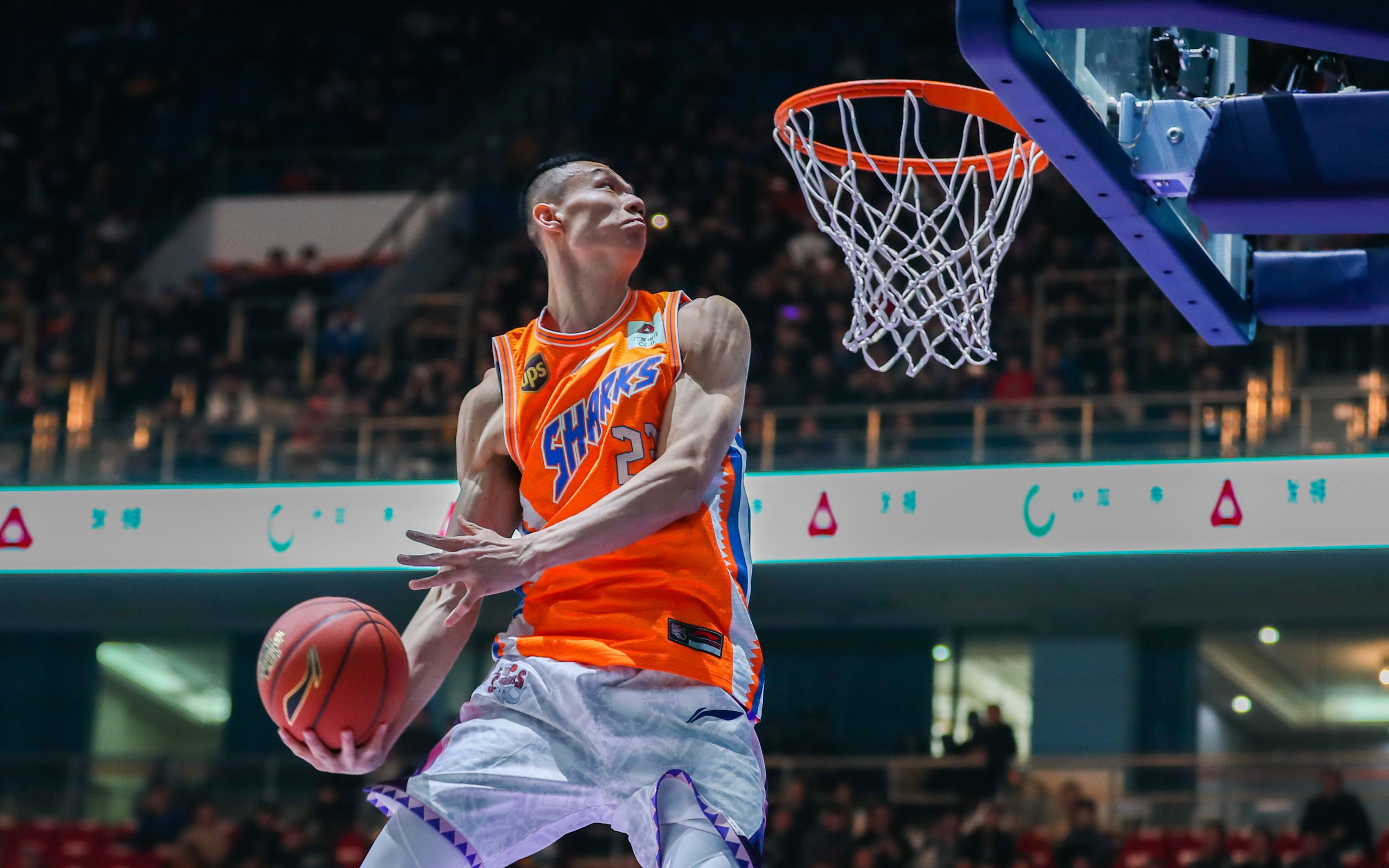 【top10】年前最后1期十佳球:王潼扣篮大赛360大风车致敬徐咏!