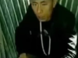 老八吃屎原版