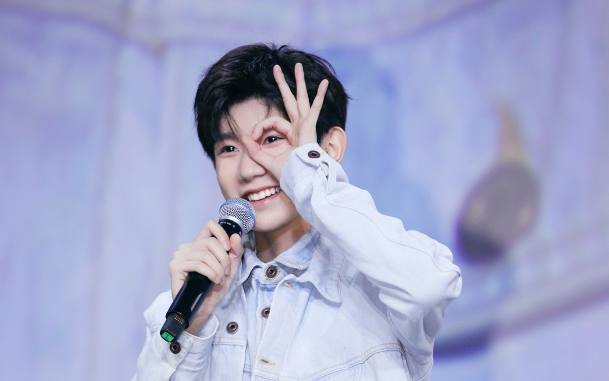 【王源】11月30日roy6登陆上海/南京/杭州 ,大家快来和roy6偶遇吧