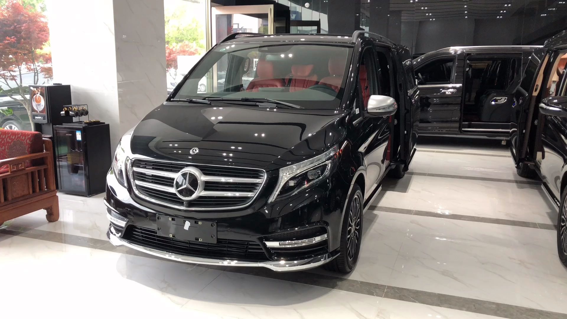 奔驰v260l改装商务车