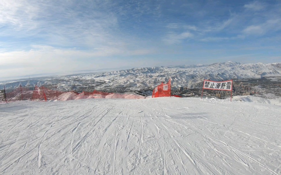 阿勒泰将军山滑雪场,挑战超陡一号道