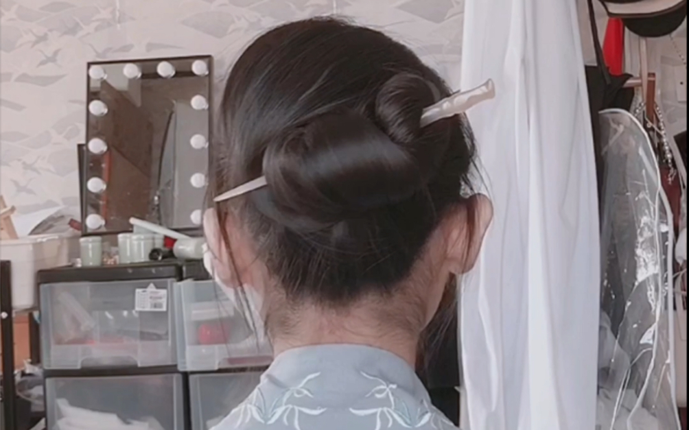 最长的羊角簪挽最饱满的发髻开头的马尾造型之前的视频有哦