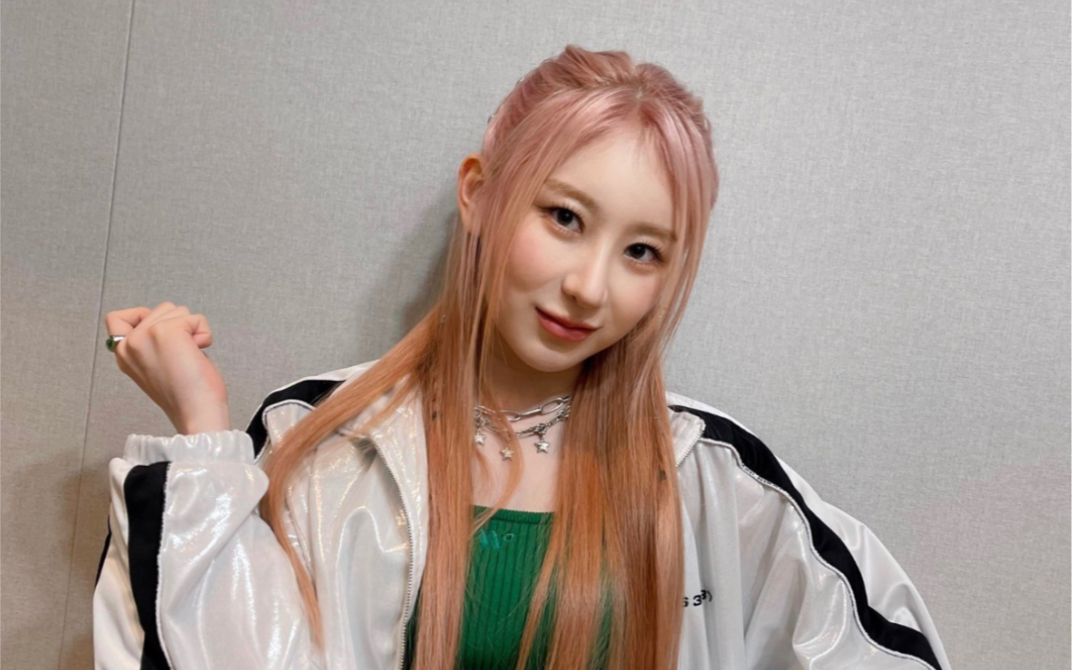 自信羽毛叩响心门