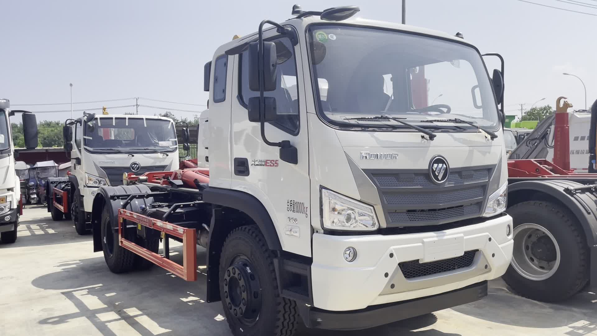 重汽瑞沃es5国六18吨勾臂式垃圾车 多箱联动作业模式 转运效率高