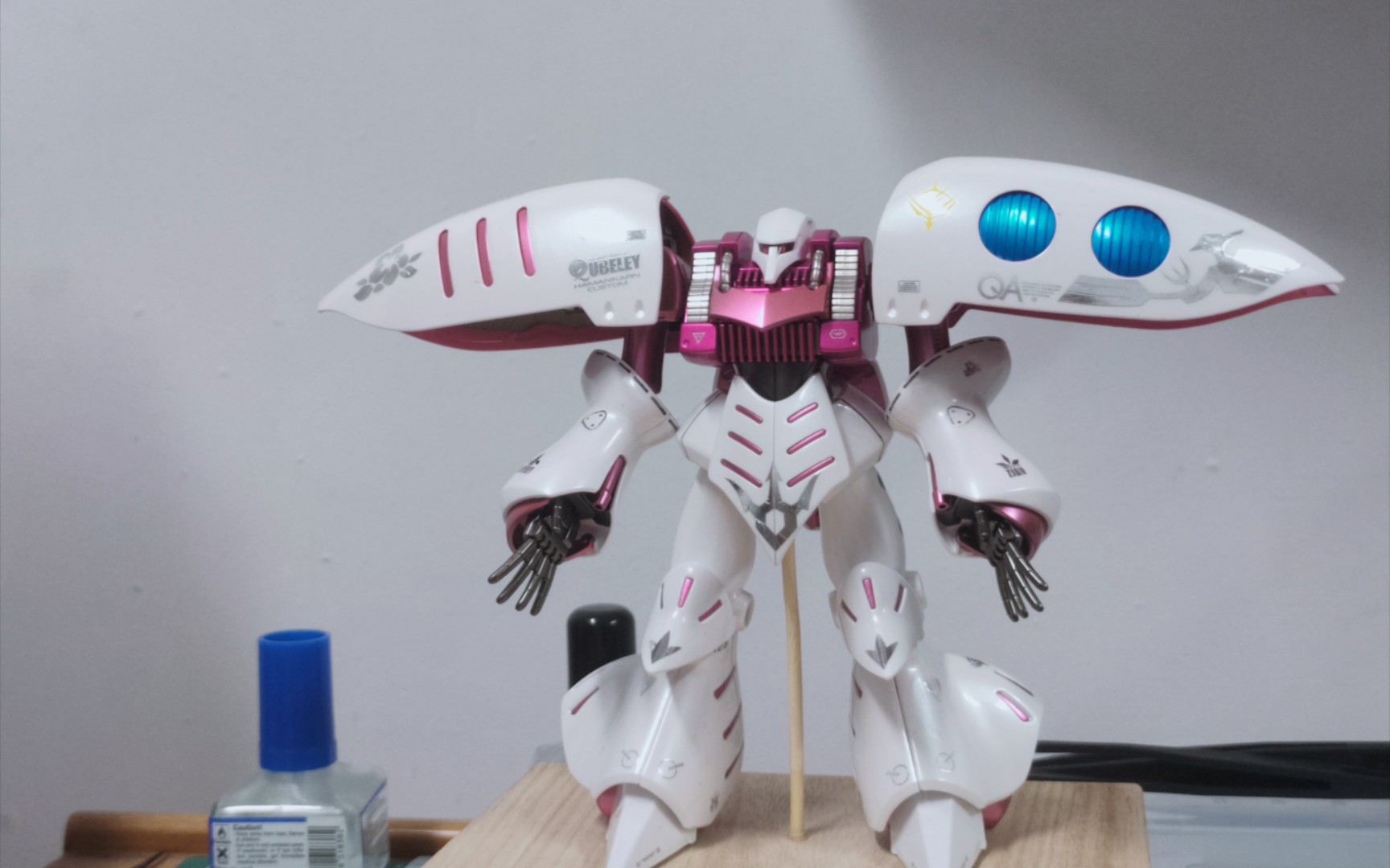 【万代】中途接手的hg新生卡碧尼珠光金属色喷涂分享