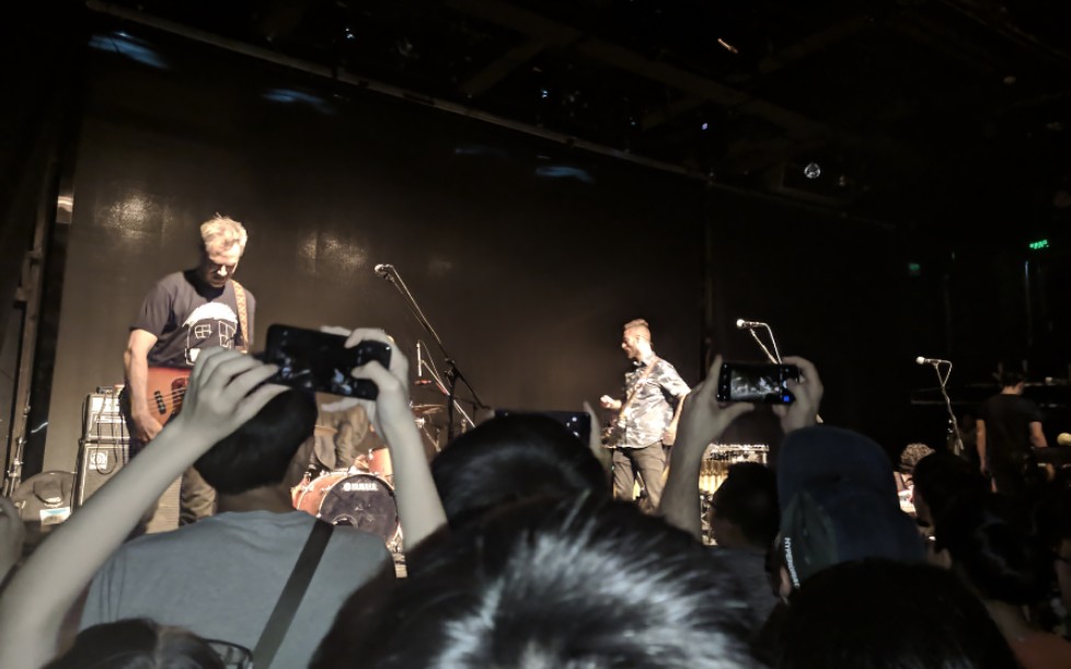 american football - uncomfortably numb_哔哩哔哩 (゜-゜)つロ 干杯