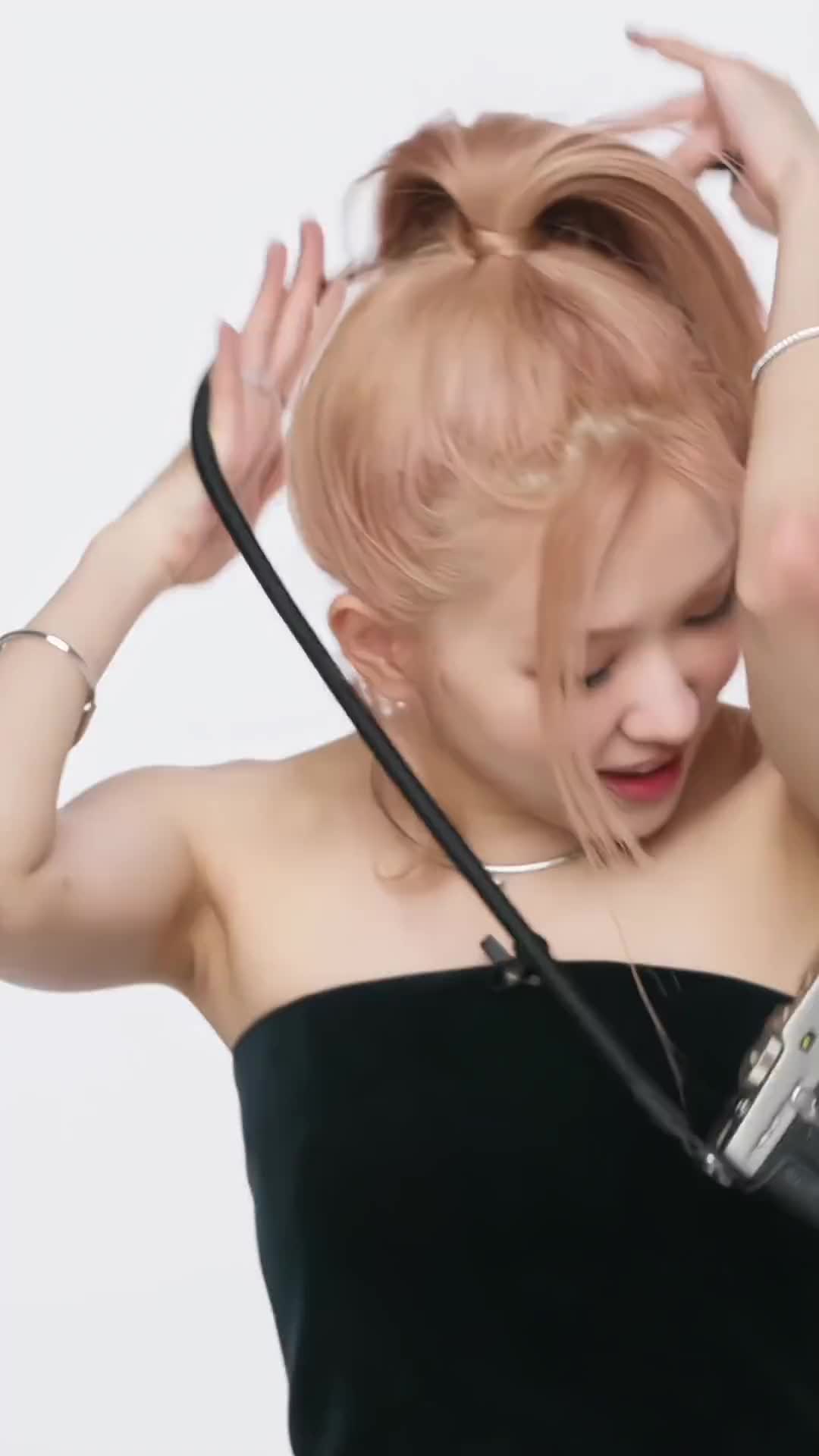 有刘海的肉肉,差点没认出来啊好美#朴彩英rosé #blackpink