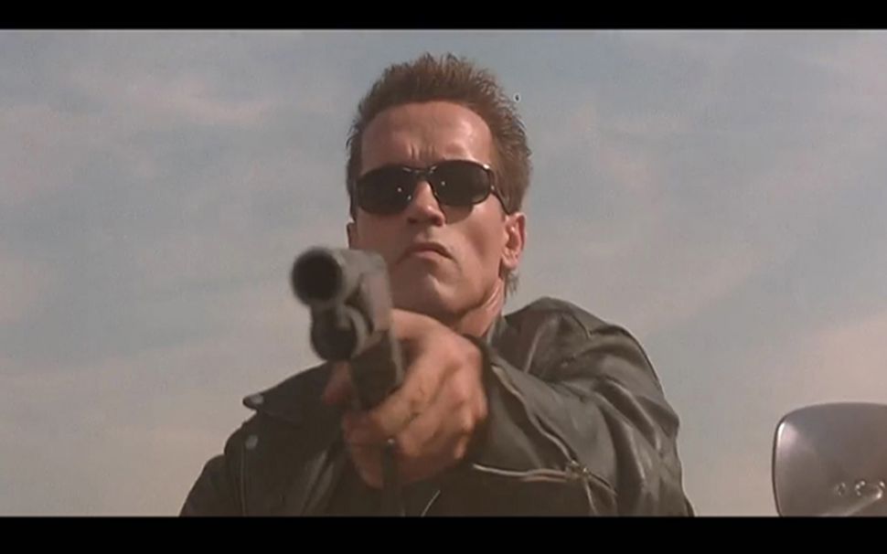 终结者施瓦辛格耍枪就一个字,帅!