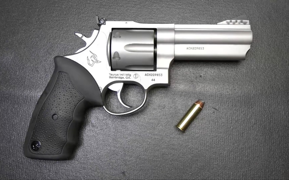 陶努斯.44左轮手枪_哔哩哔哩_bilibili